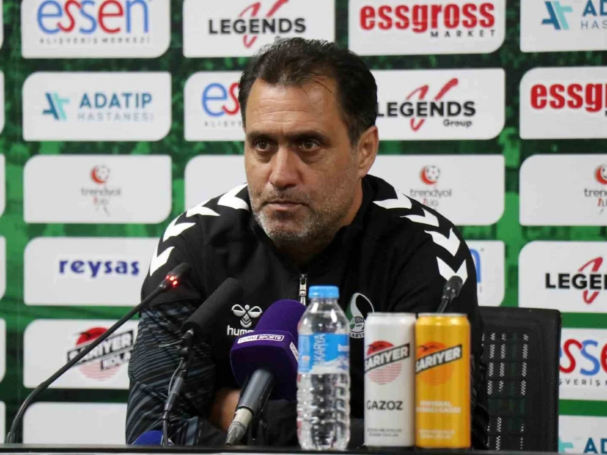Sakaryaspor Teknik Direktörü Sütlü’den kural hatası açıklaması!