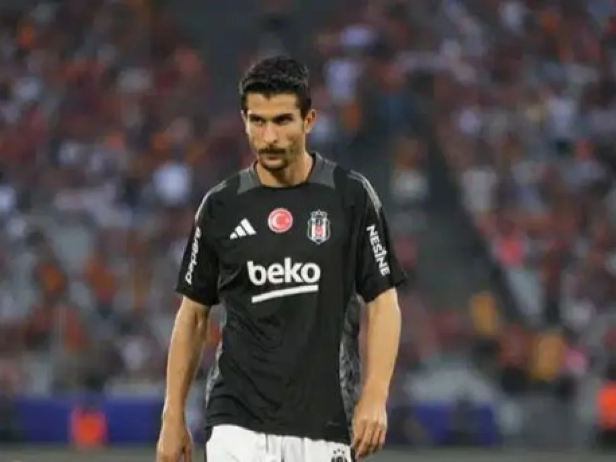 Necip Uysal tepkisi büyüyor: “Beşiktaş efsanesine tweetle veda edemez”