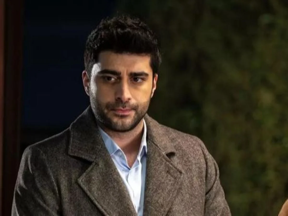 Ünlülere uyuşturucu operasyonu! Kızılcık Şerbeti oyuncusu Doğukan Güngör gözaltına alındı