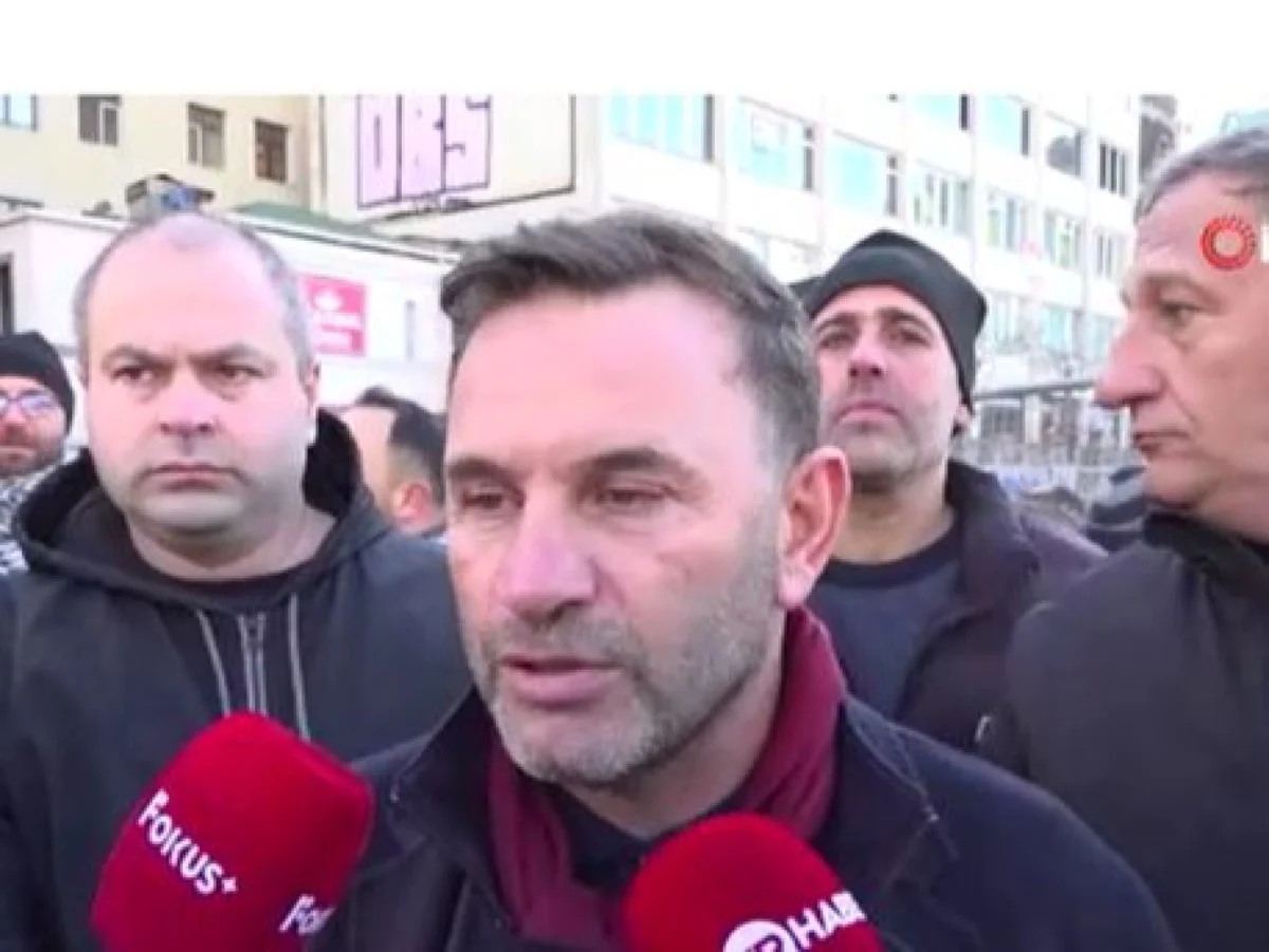 Okan Buruk: "Filistin'i hiç unutmadan, orada yaşananları düşünerek yaşamamız gerekiyor"