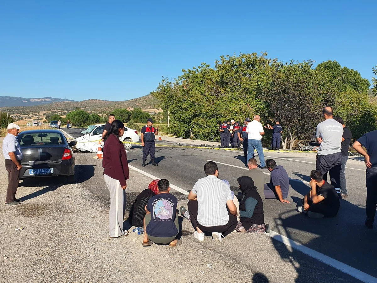 Manisa'da feci kaza! 3 ölü, 2 yaralı