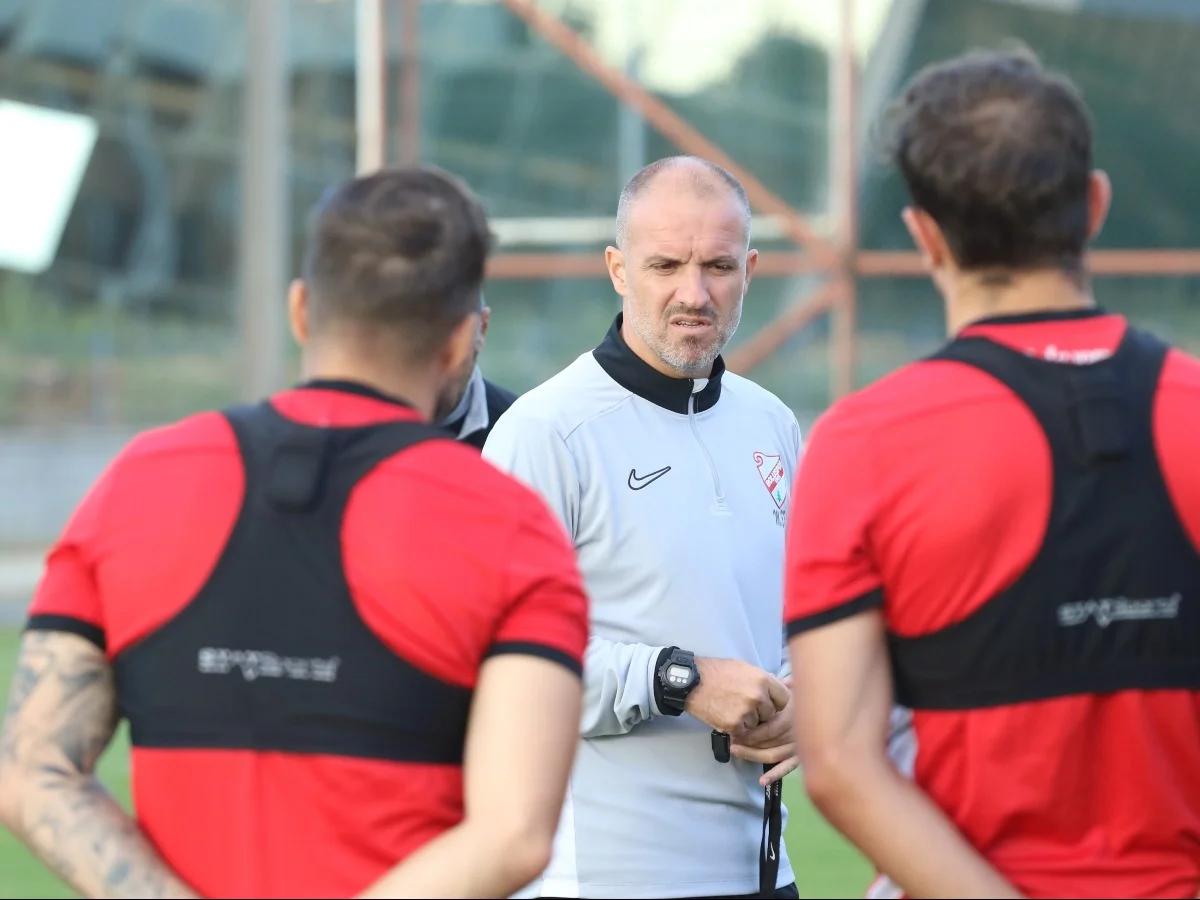 Mustafa Er: "En az 3-4 oyuncuyu aramıza katmak istiyoruz"