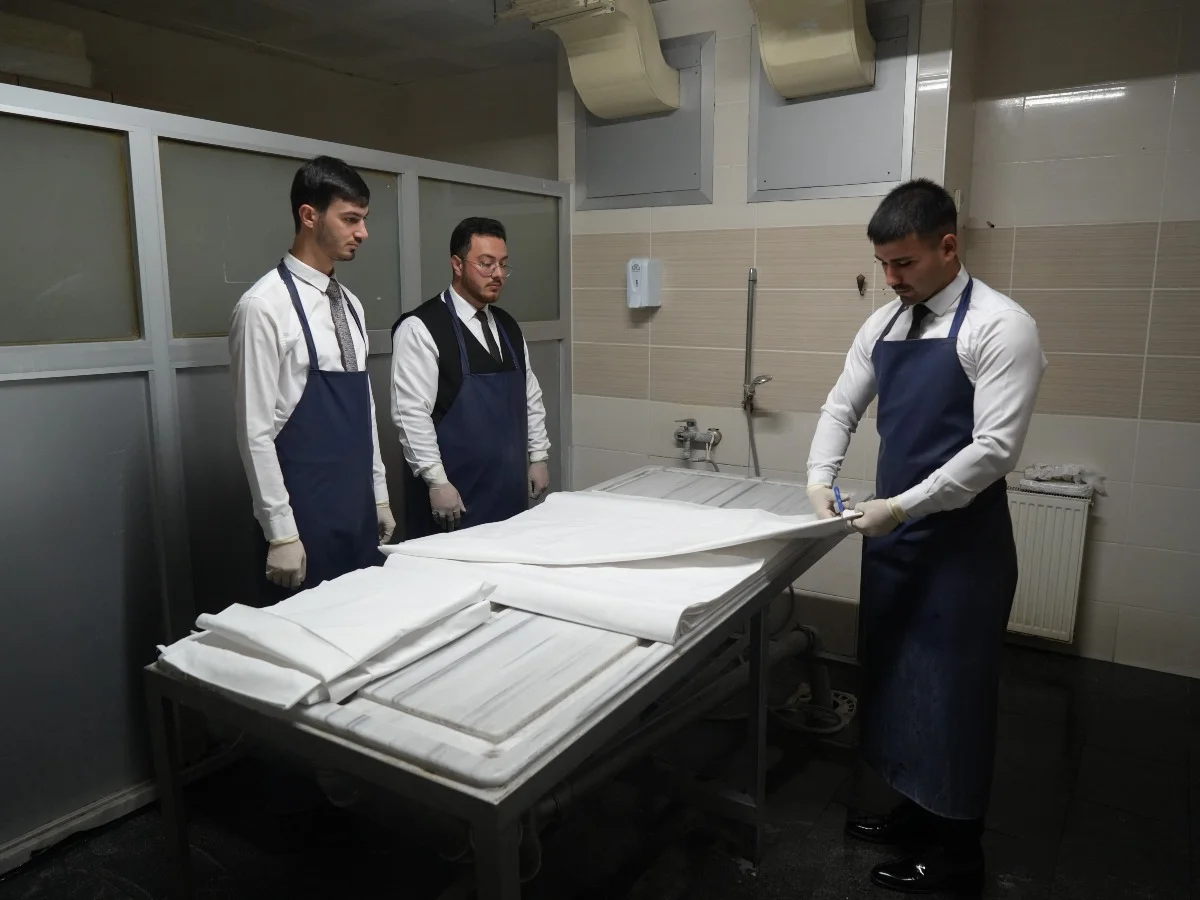 Genç yaşta gassallığı seçtiler! "Burası ibret alınacak bir yer"