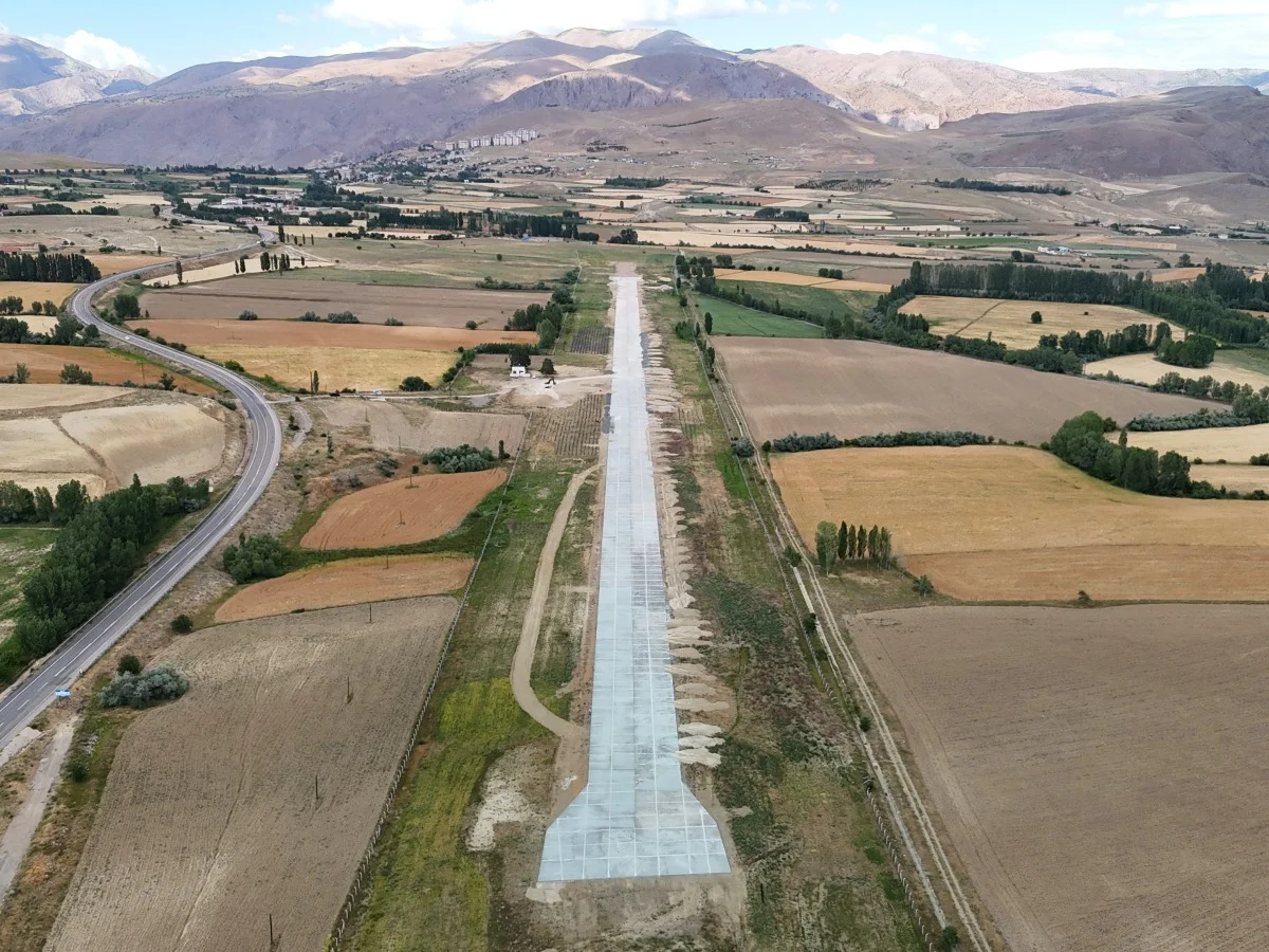 Nuri Demirağ'ın mirası yeniden hayat buldu! Türkiye'nin ilk ilçe havaalanına 84 yıl sonra uçak indi