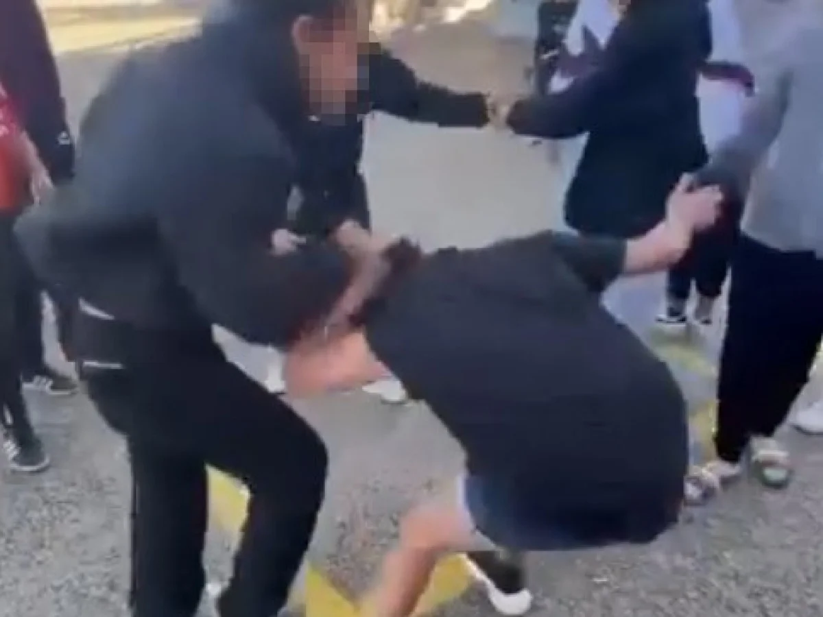 Antalya'da ilkokulda akran zorbalığı: 11 öğrenci, kız çocuğuna saldırdı