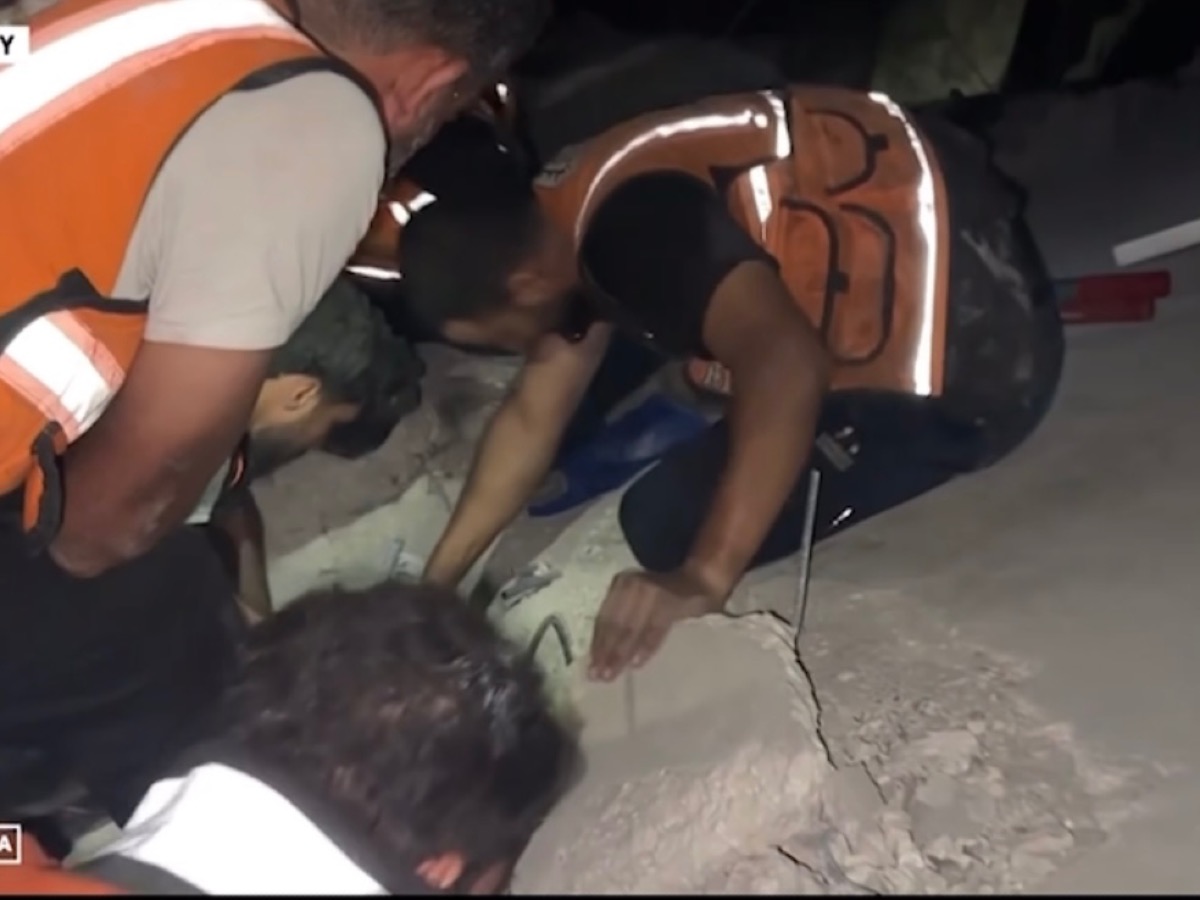 İsrail’in Gazze’ye düzenlediği son hava saldırılarında 90 kişi öldü, ölenler arasında en az 24 çocuk bulunuyor. ABD Başkanı Donald Trump, ateşkesin “bozulmadığını” iddia etti ancak uzmanlar tersini söylüyor