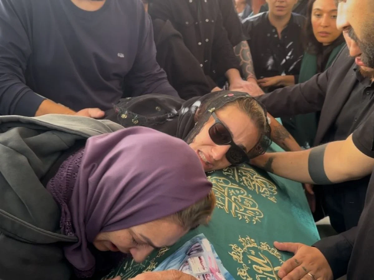 Güllü'nün kızı Tuyan Ülkem'in o anları yürek dağladı! "Annem gitti baba"