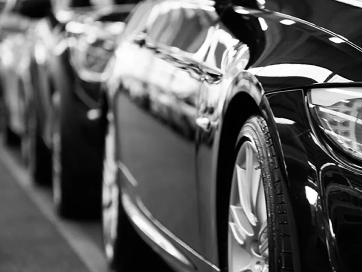 Maliye o plakaların peşine düştü! Yüzlerce lüks araç inceleniyor